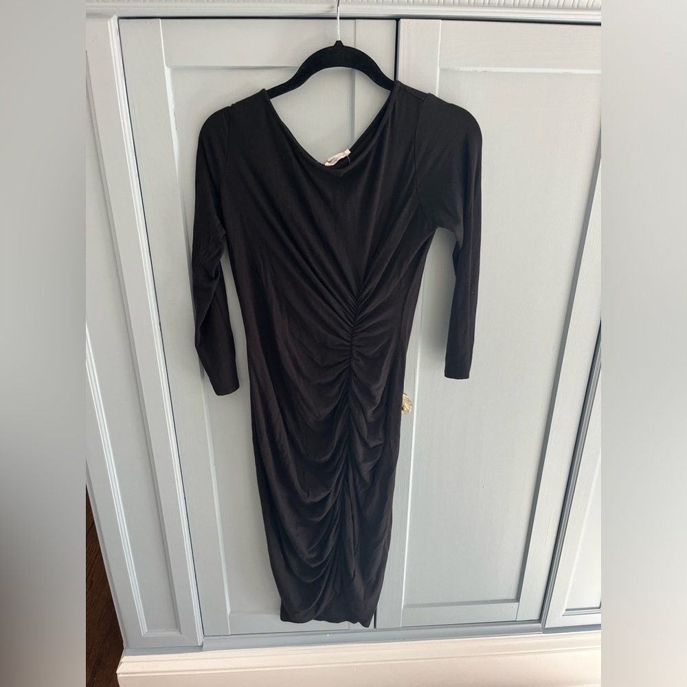 Ingrid and isabelle black maternity dress, super soft and stretchy, size xs